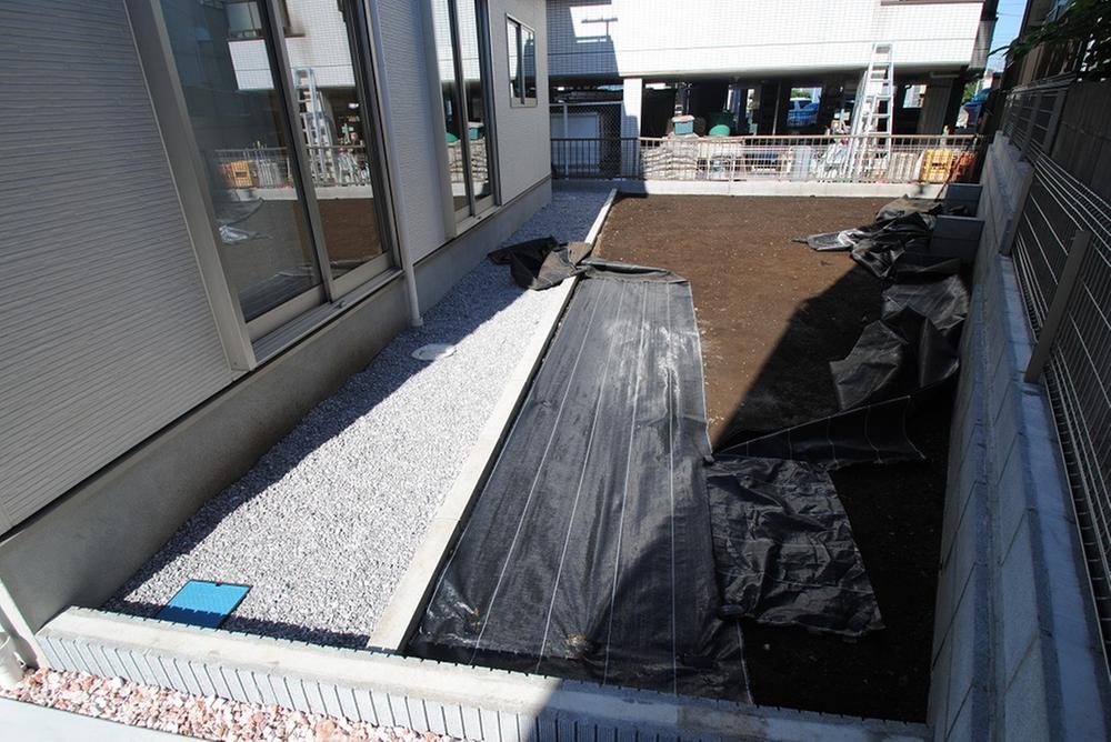 Garden. Local (September 2013) Shooting