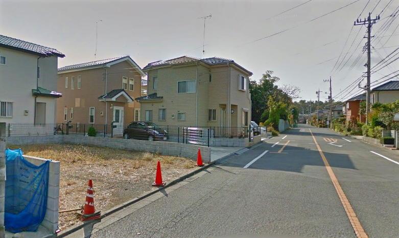 Local photos, including front road. Front room of the road width! Also safe operation is not good wife, It is easy to be a garage. 