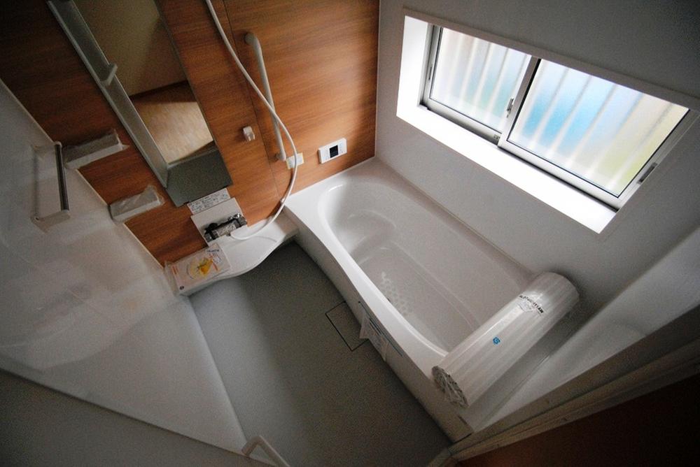 Bathroom. Indoor (10 May 2013) Shooting