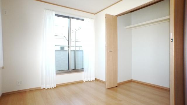 Same specifications photos (Other introspection)