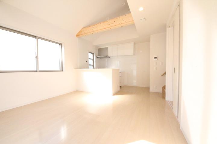 Living. Bright living space. It is an open kitchen. 