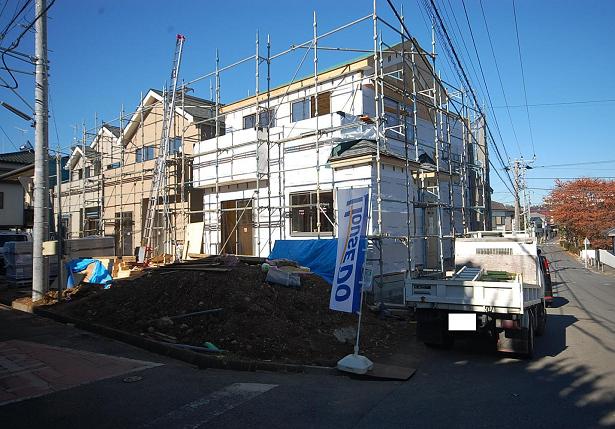 Local appearance photo. Local (11 May 2013) Shooting