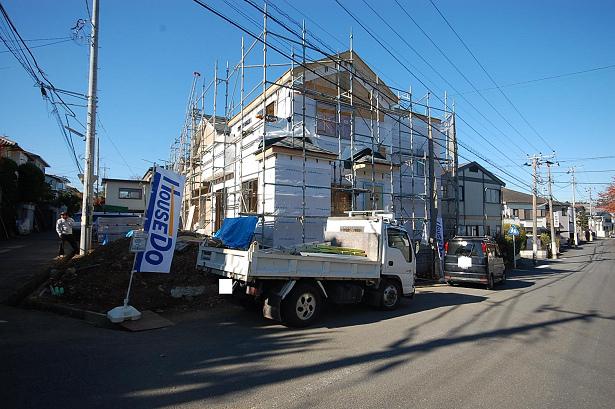 Local appearance photo. Local (11 May 2013) Shooting