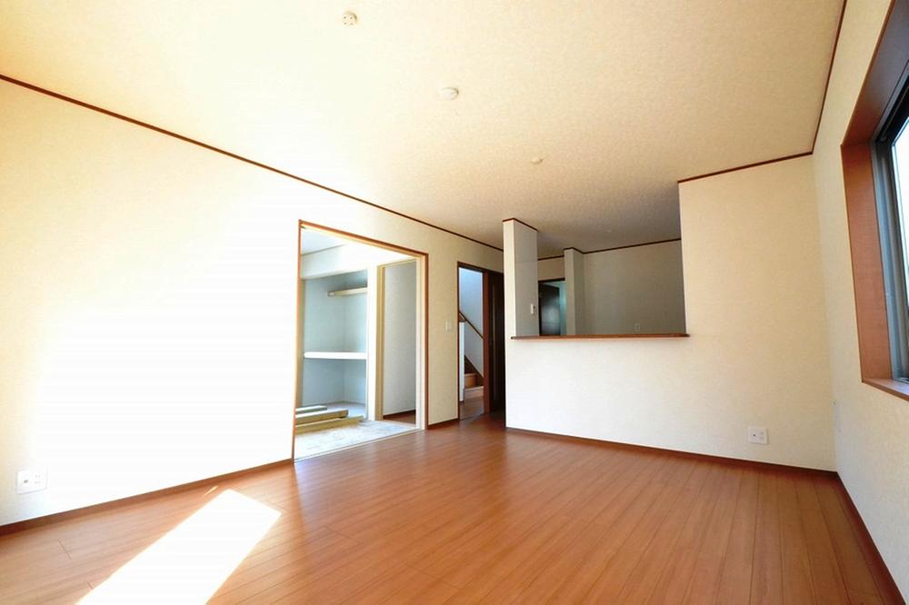 Living. 1 Building room (November 2013) Shooting