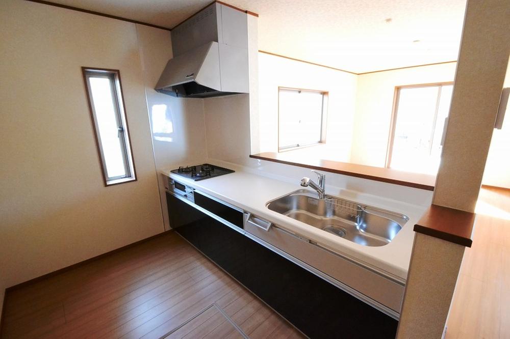 Kitchen. 1 Building room (November 2013) Shooting