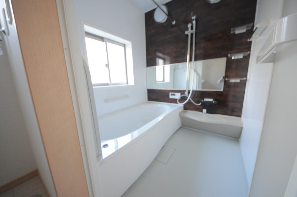 Same specifications photo (bathroom). Same specifications