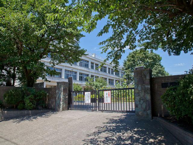 Primary school. Iruma Municipal Kurosu up to Elementary School 1243m