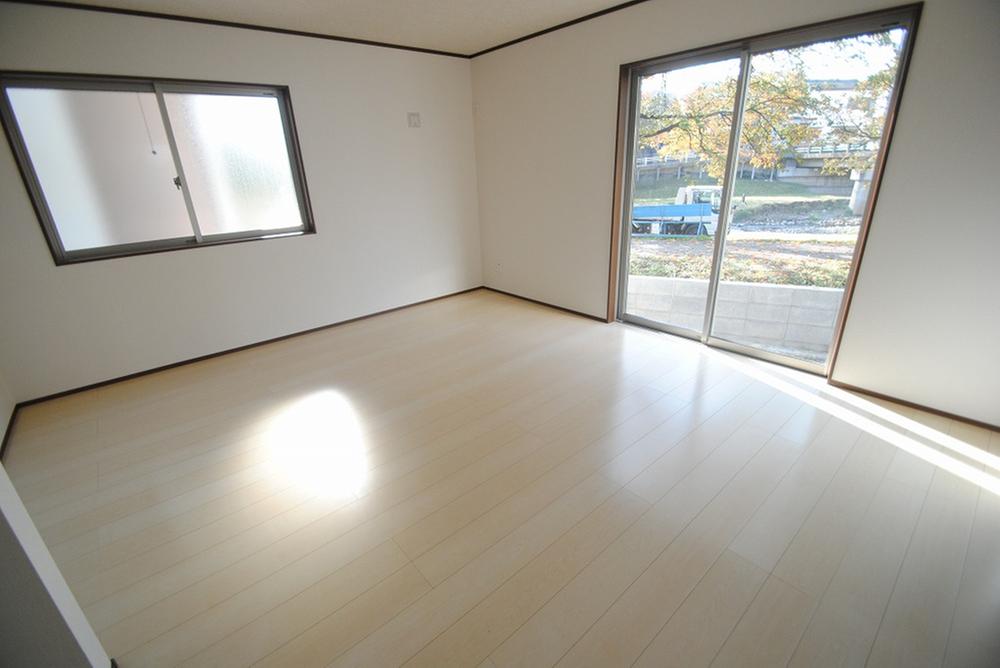 Living. 1 Building room (November 2013) Shooting