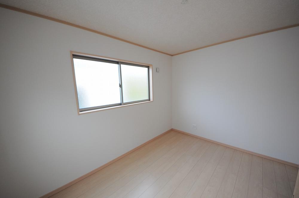 Non-living room. Indoor (11 May 2013) Shooting