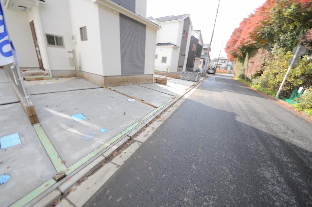 Parking lot. Local (11 May 2013) Shooting