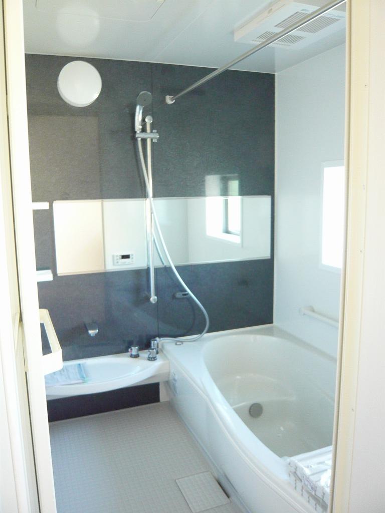 Same specifications photo (bathroom). Same specifications