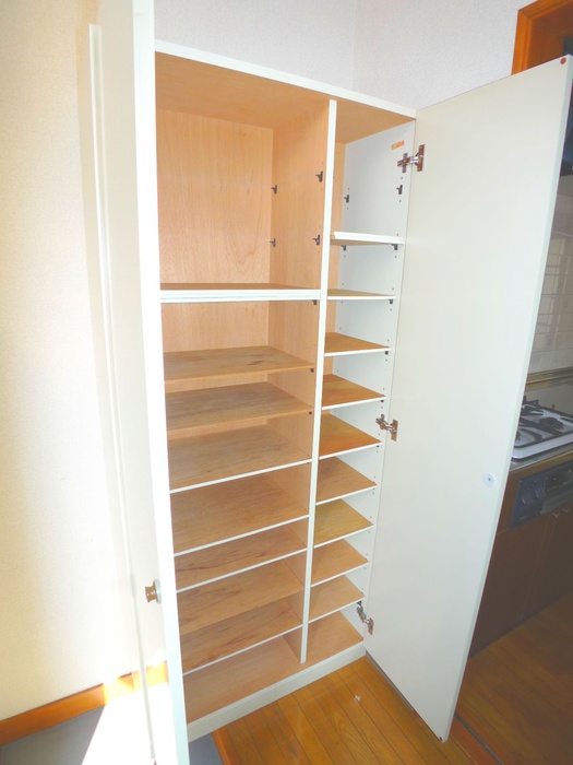 Entrance. Large shoebox