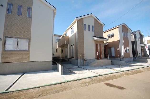 Local appearance photo. Local (11 May 2013) Shooting