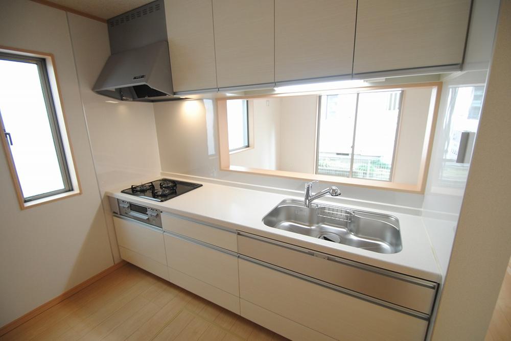 Kitchen. 5 Building room (12 May 2013) Shooting