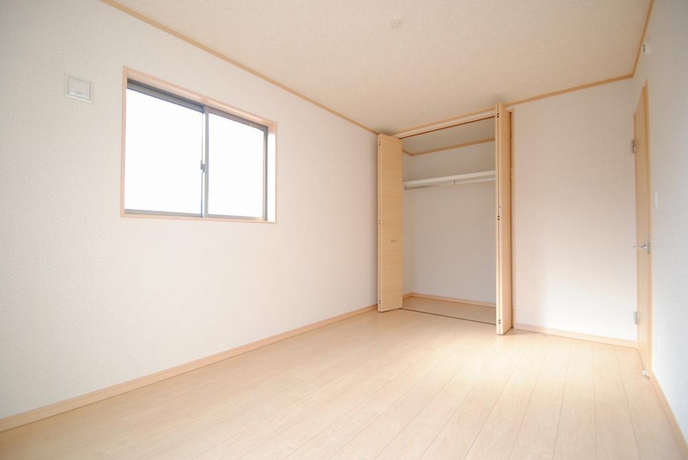 Other introspection. Building 2 room (December 2013) Shooting