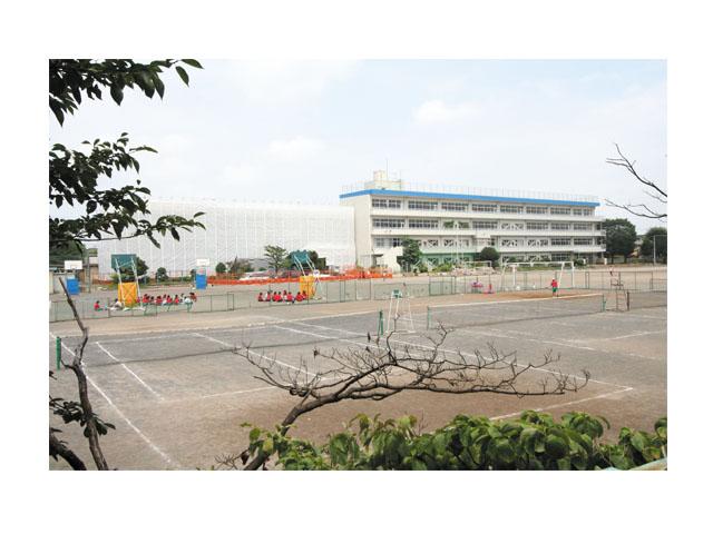 Junior high school. Iruma Municipal Mukaihara until junior high school 1190m