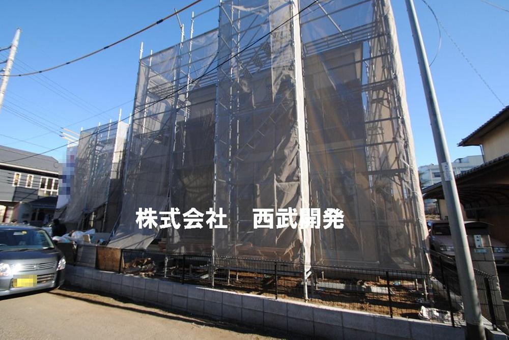 Local appearance photo. Local (12 May 2013) Shooting