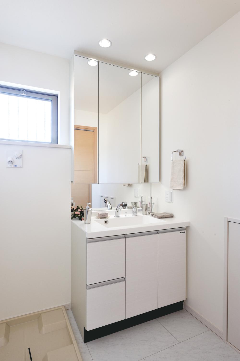 Other Equipment. The back of the three-sided mirror is all housed