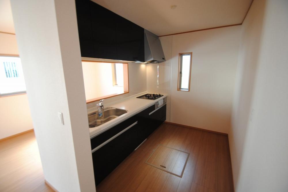 Kitchen. Indoor (September 2013) Shooting