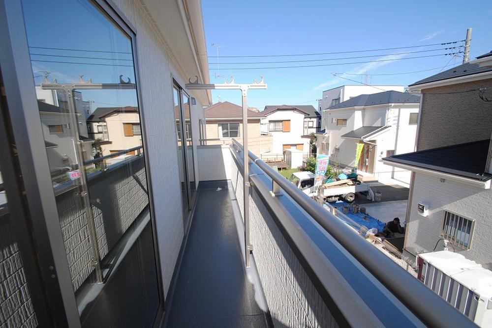 Balcony. Local (September 2013) Shooting