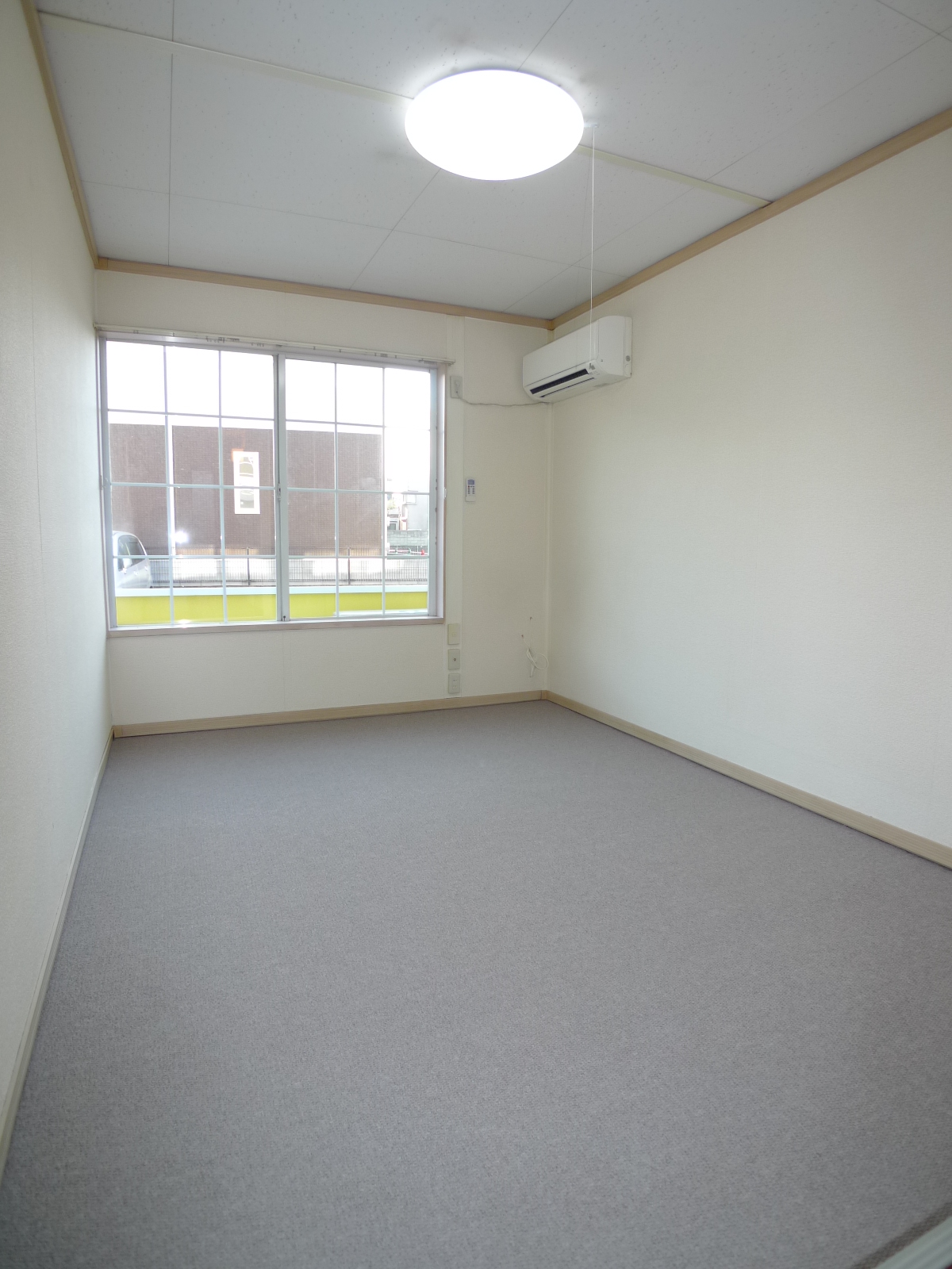 Other. Air-conditioned