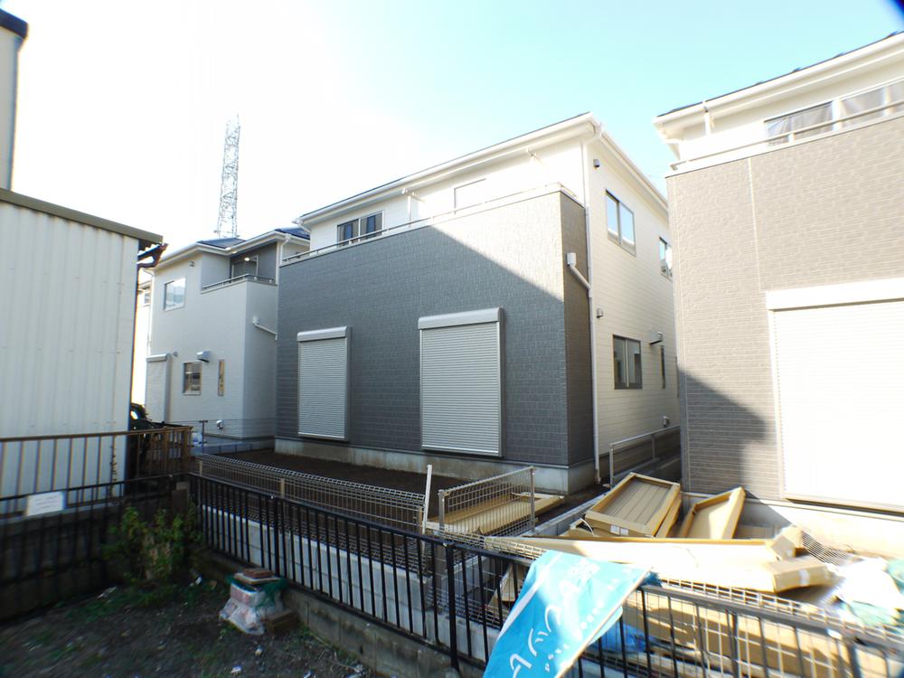 Local appearance photo