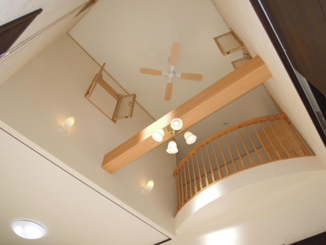 Living. Living 20 Pledge of spacious living! ! Also because the atrium is releasing preeminent! ! 