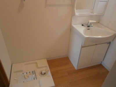 Washroom. Yes dressing room