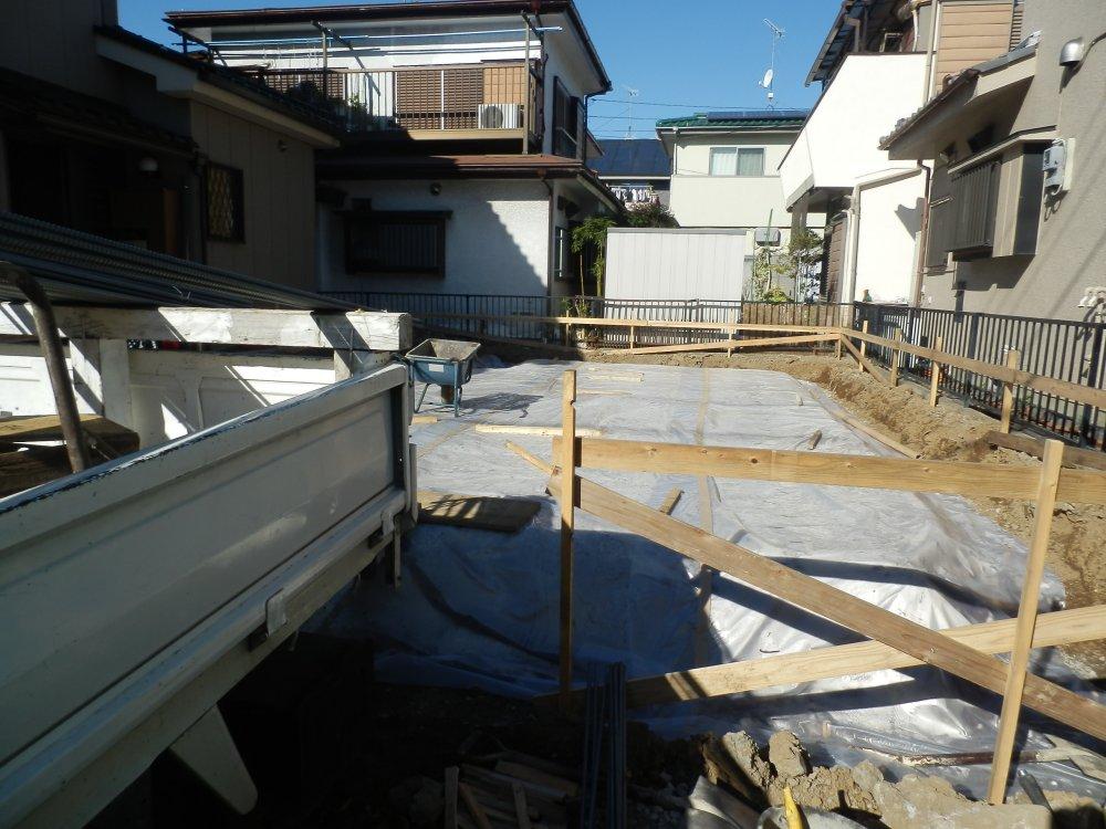 Local appearance photo. Local (12 May 2013) Shooting