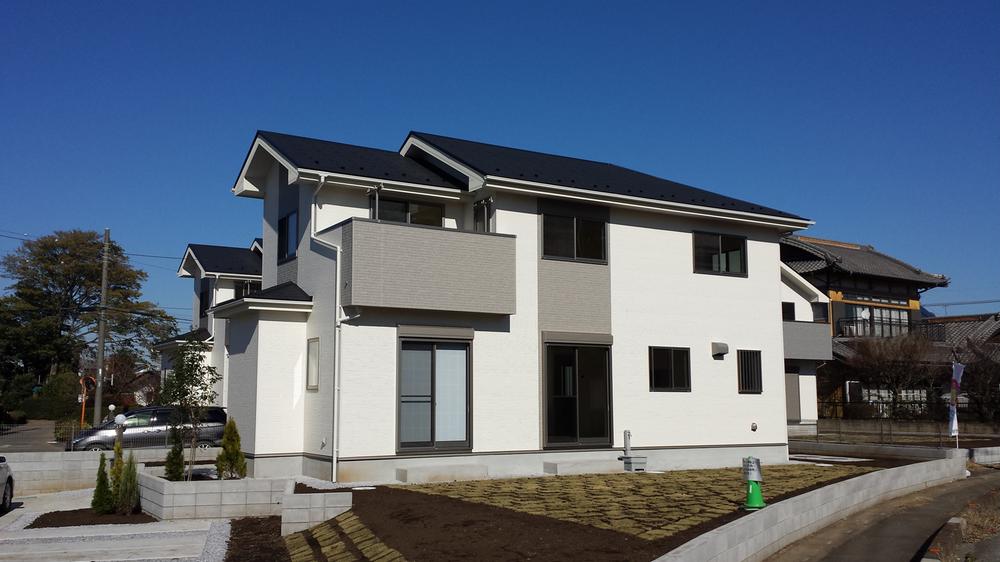 Local appearance photo. Building 3 Appearance (2)