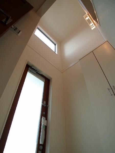 Other introspection. Entrance part atrium Yes! Entrance with a sense of openness