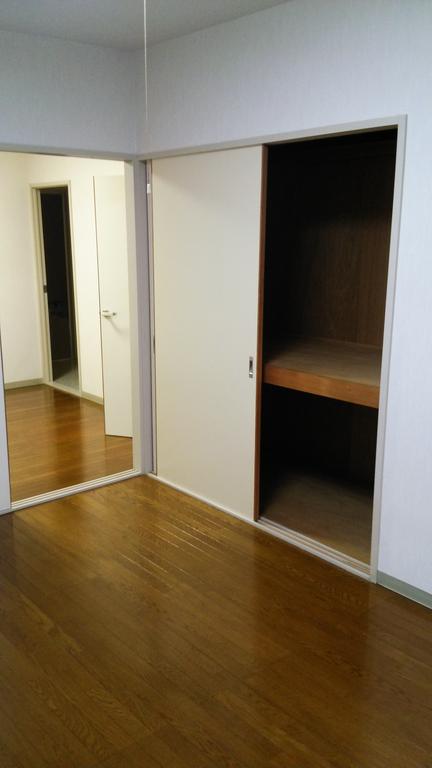 Living and room. Veranda side Interoceanic, It is with storage