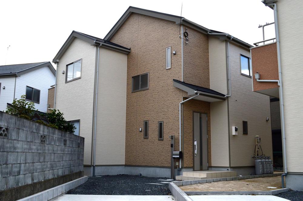 Local appearance photo