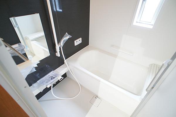 Bathroom. Always comfortable bath time dated bathroom dryer