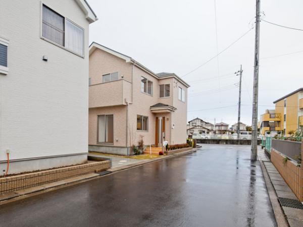 Local photos, including front road