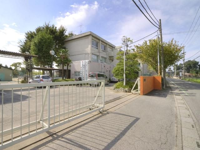 Junior high school. Kasukabe Municipal Toyoharu until junior high school 1600m