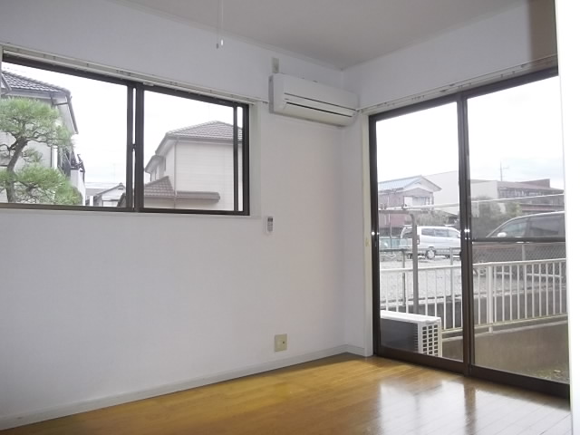 Living and room. Two-sided lighting Western-style