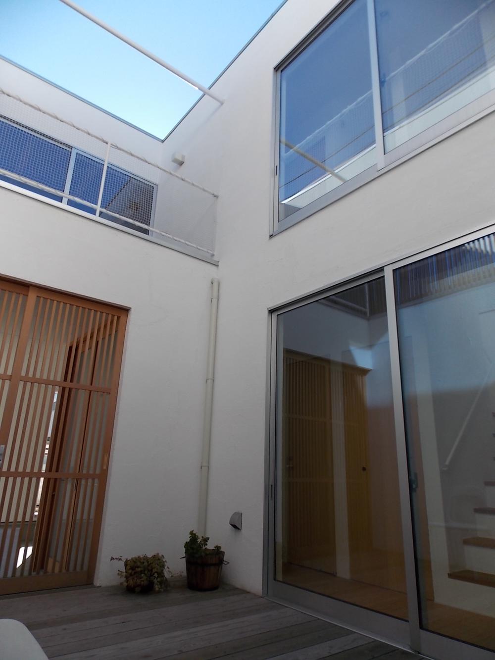 Other local. Local (January 2013) Shooting