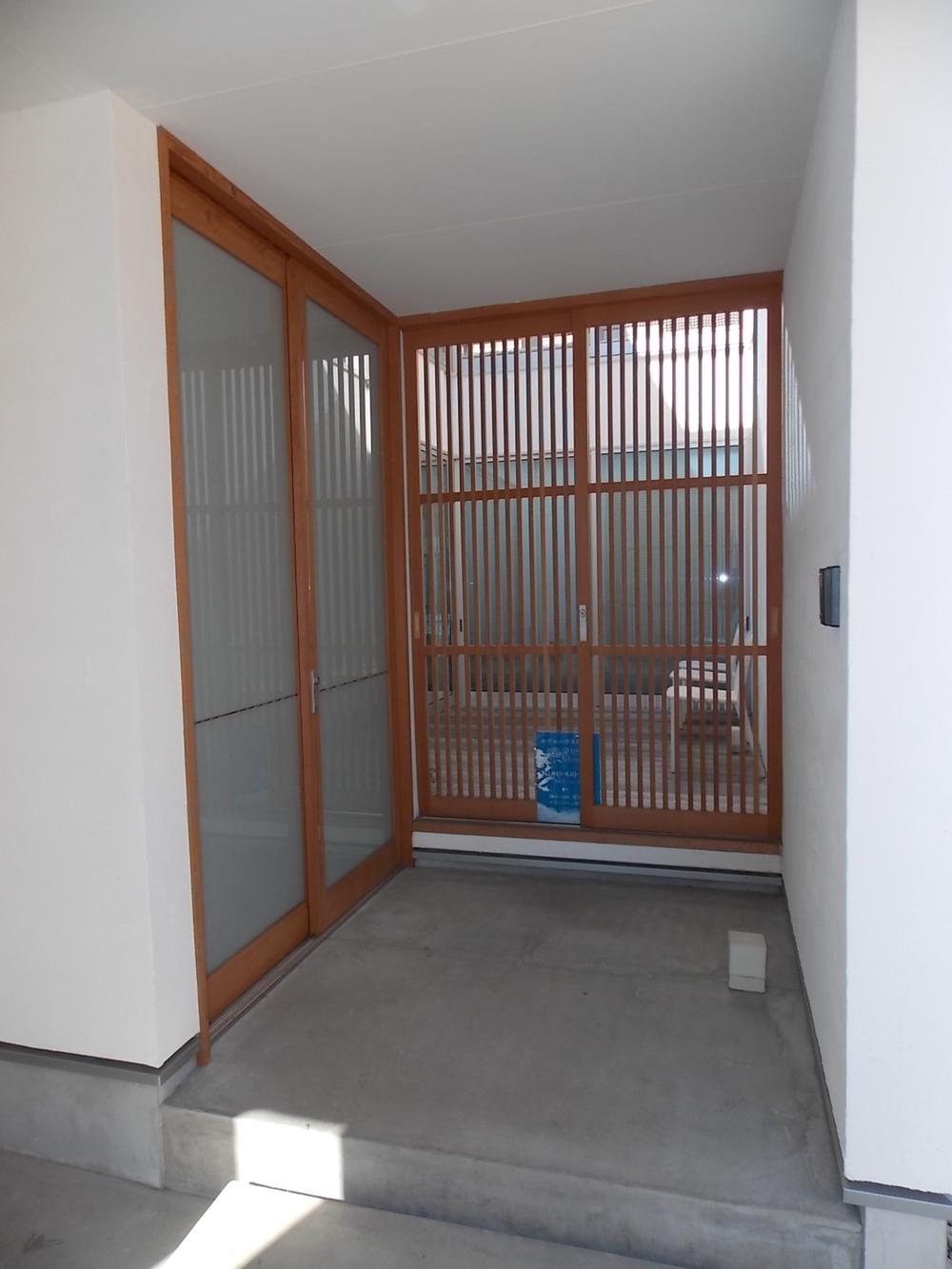 Entrance. Local (January 2013) Shooting