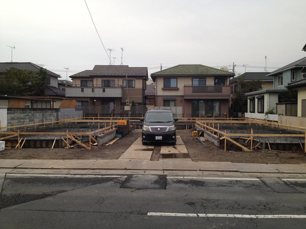 Local photos, including front road. Local (11 May 2013) Shooting