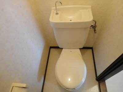 Toilet. ☆ bus ・ Restroom ☆