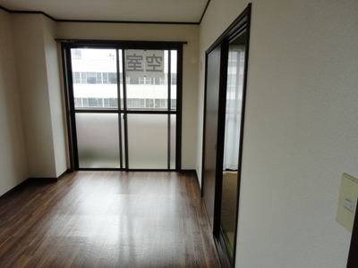 Living and room. ☆ Western-style 6 Pledge ☆