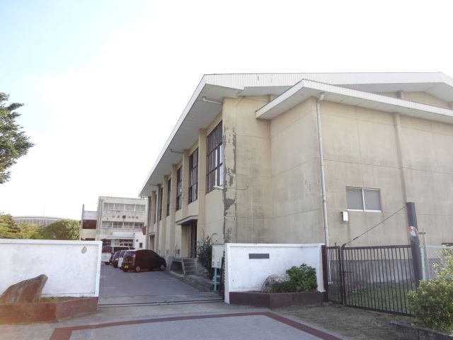 Junior high school. Municipal Tanihara until junior high school (junior high school) 2400m