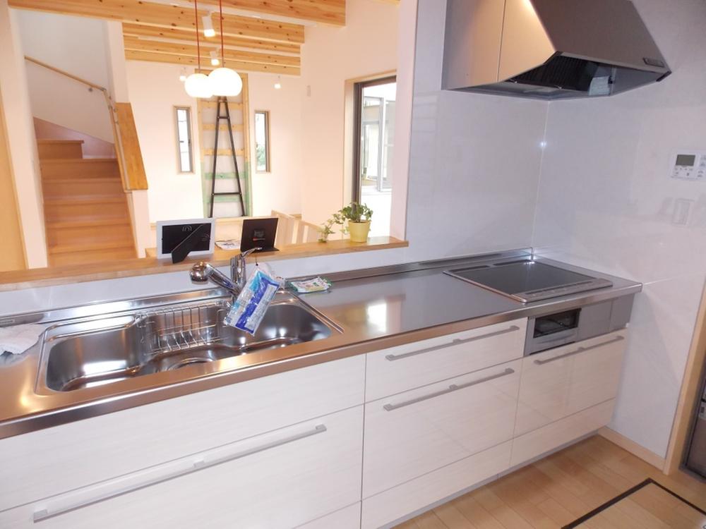 Same specifications photo (kitchen). Same specifications