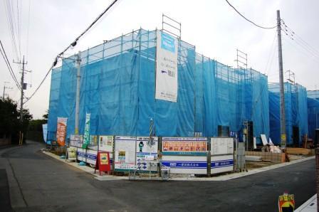 Local appearance photo. Local (11 May 2013) Shooting