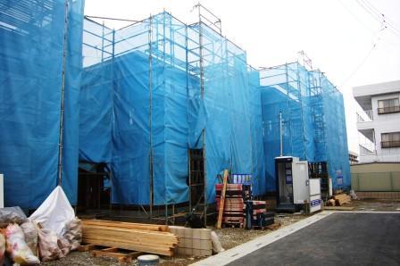 Local photos, including front road. Local (11 May 2011) Shooting