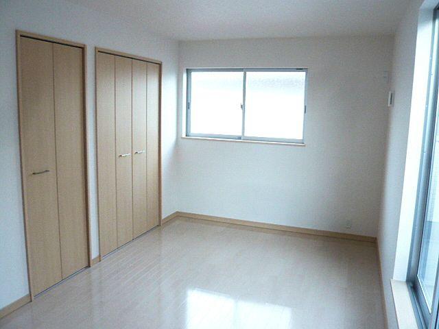 Non-living room. 2 Kaikyoshitsu