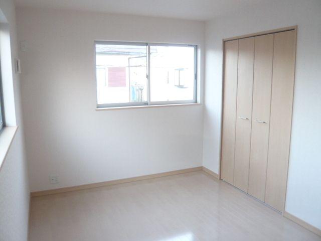 Non-living room. 2 Kaikyoshitsu