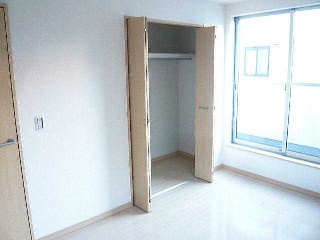 Non-living room. 2 Kaikyoshitsu