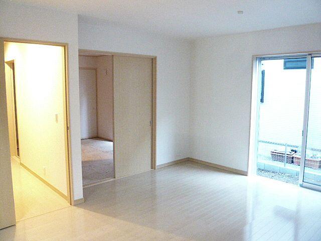 Living. Bright living room is the happiness of the first step